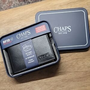 Chaps Premium Black Leather Card Holder/Wallet RFID With Collectible Tin